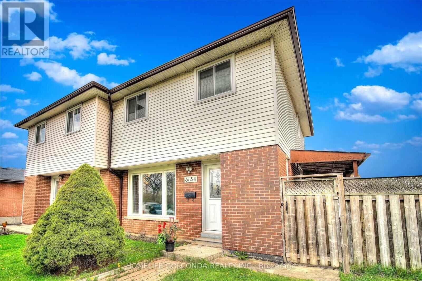 Property Photo:  3134 Jessica Court  ON L5C 1X6 