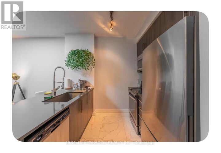 Property Photo:  4011 Brickstone Mews 1803  ON L5B 0G3 