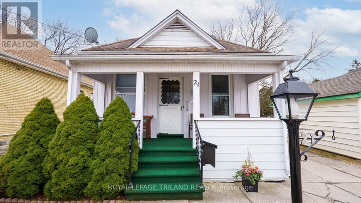 Property Photo: 21 Oak Street ON N5R 1R5