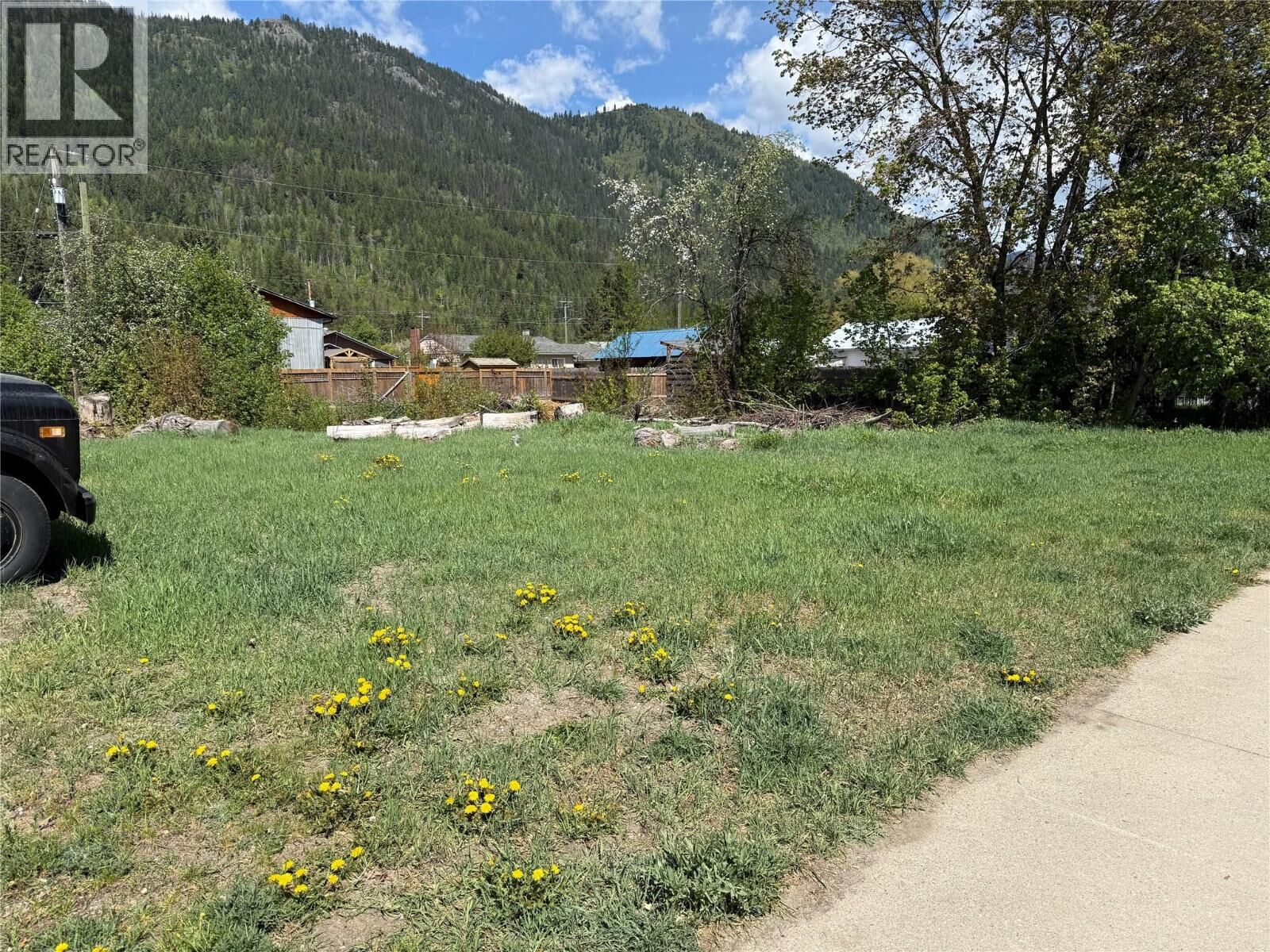 Property Photo:  Lot B Sayward Avenue  BC V0G 1Z0 