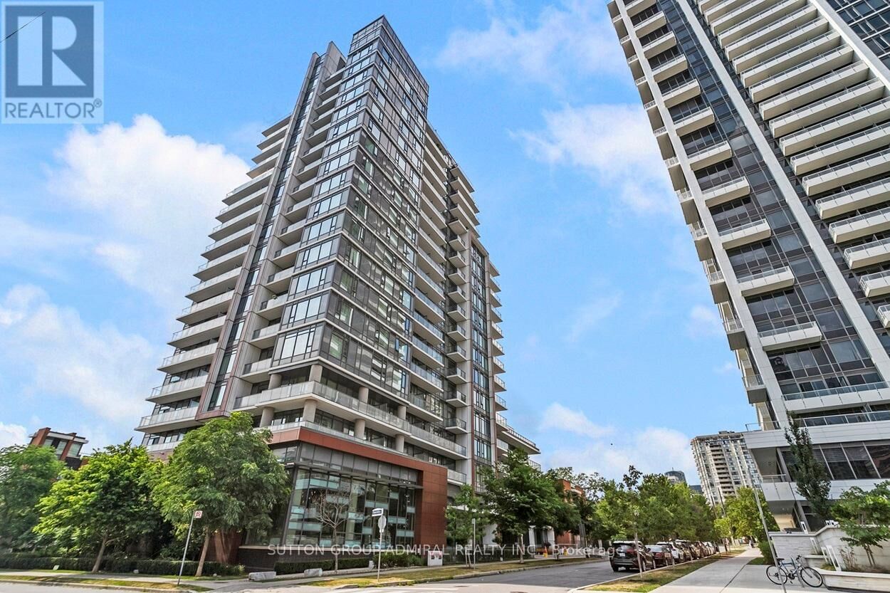 Property Photo:  68 Canterbury Place Ph09  ON M2N 0H8 
