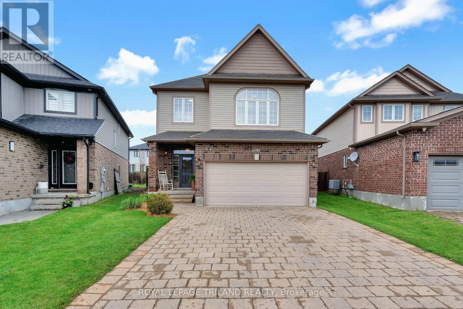 Property Photo:  3301 Casson Way  ON N6B 0B9 