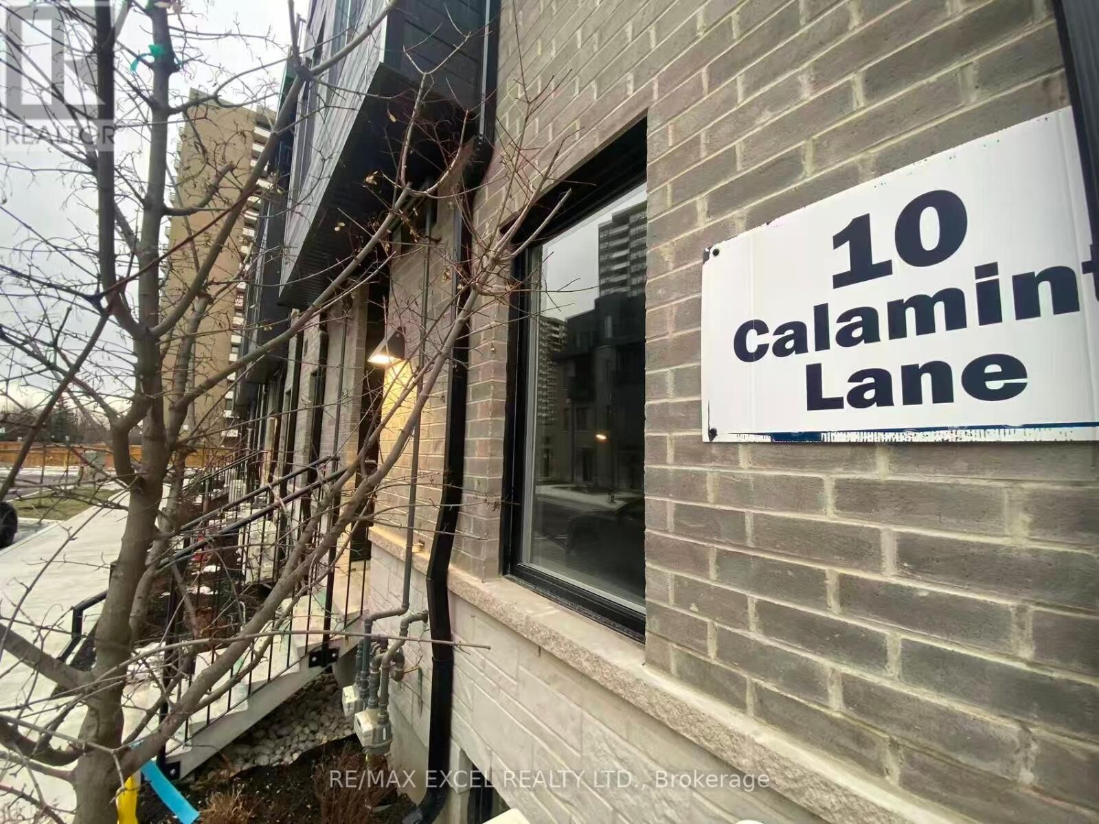 Property Photo:  10 Calamint Lane 61  ON M1W 2H1 