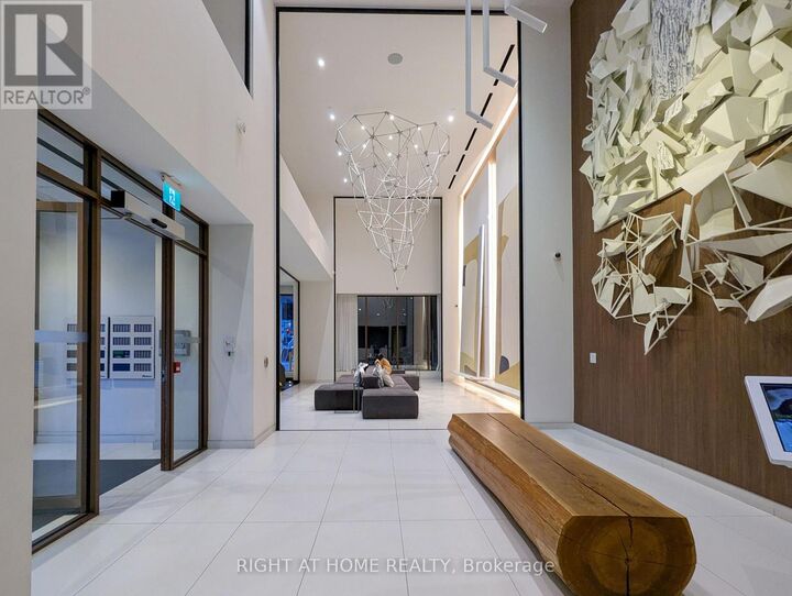 Property Photo:  15 Lower Jarvis Street 609  ON M5E 0C4 