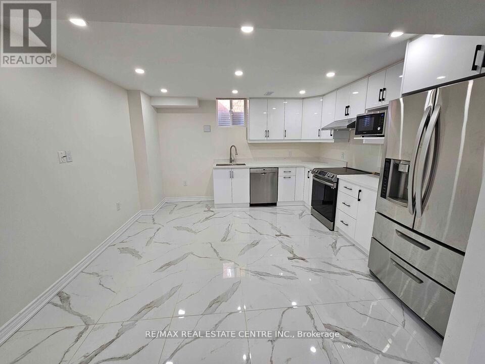 Property Photo:  238 Rowe Terrace Basemen  ON L9T 8G1 