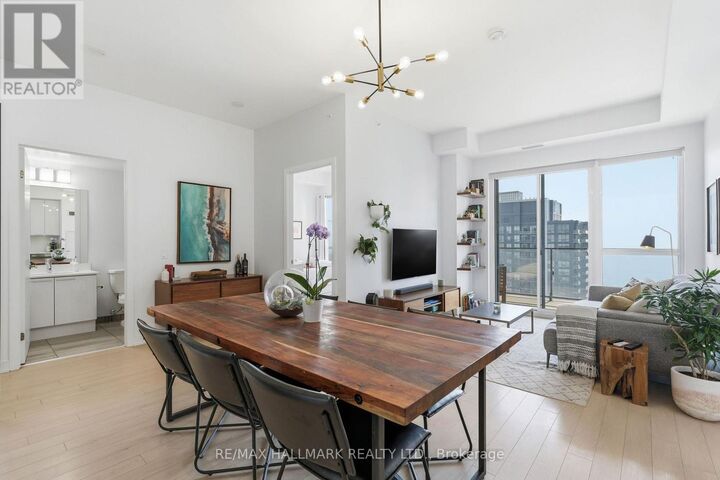 Property Photo: 10 Park Lawn Road 4310 ON M8V 0H9