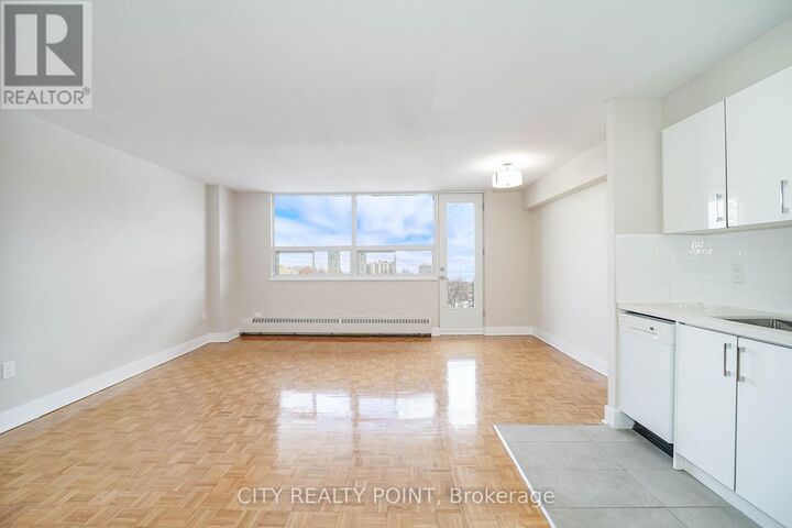 Property Photo:  1500 Bathurst Street 504  ON M5P 3L3 