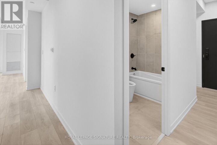Property Photo:  4878 Powers Common C1207  ON L7M 2B4 