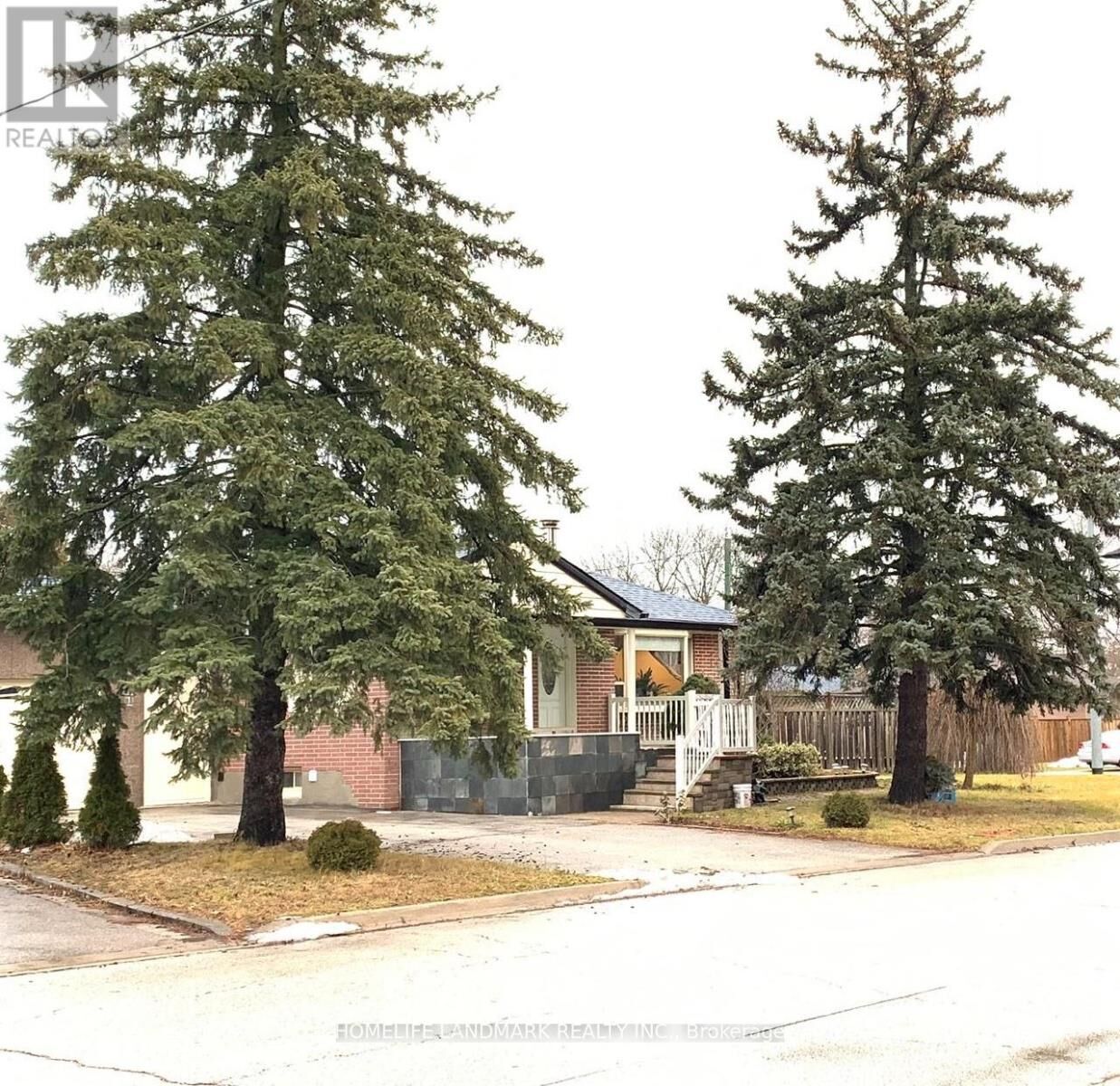 Property Photo:  385 Marybay Crescent  ON L4C 2X5 