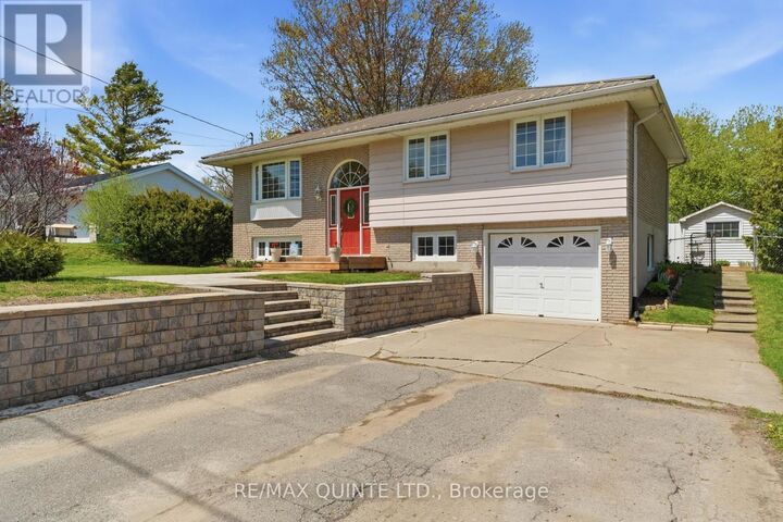 Property Photo:  565 Lester Road  ON K8V 5P8 