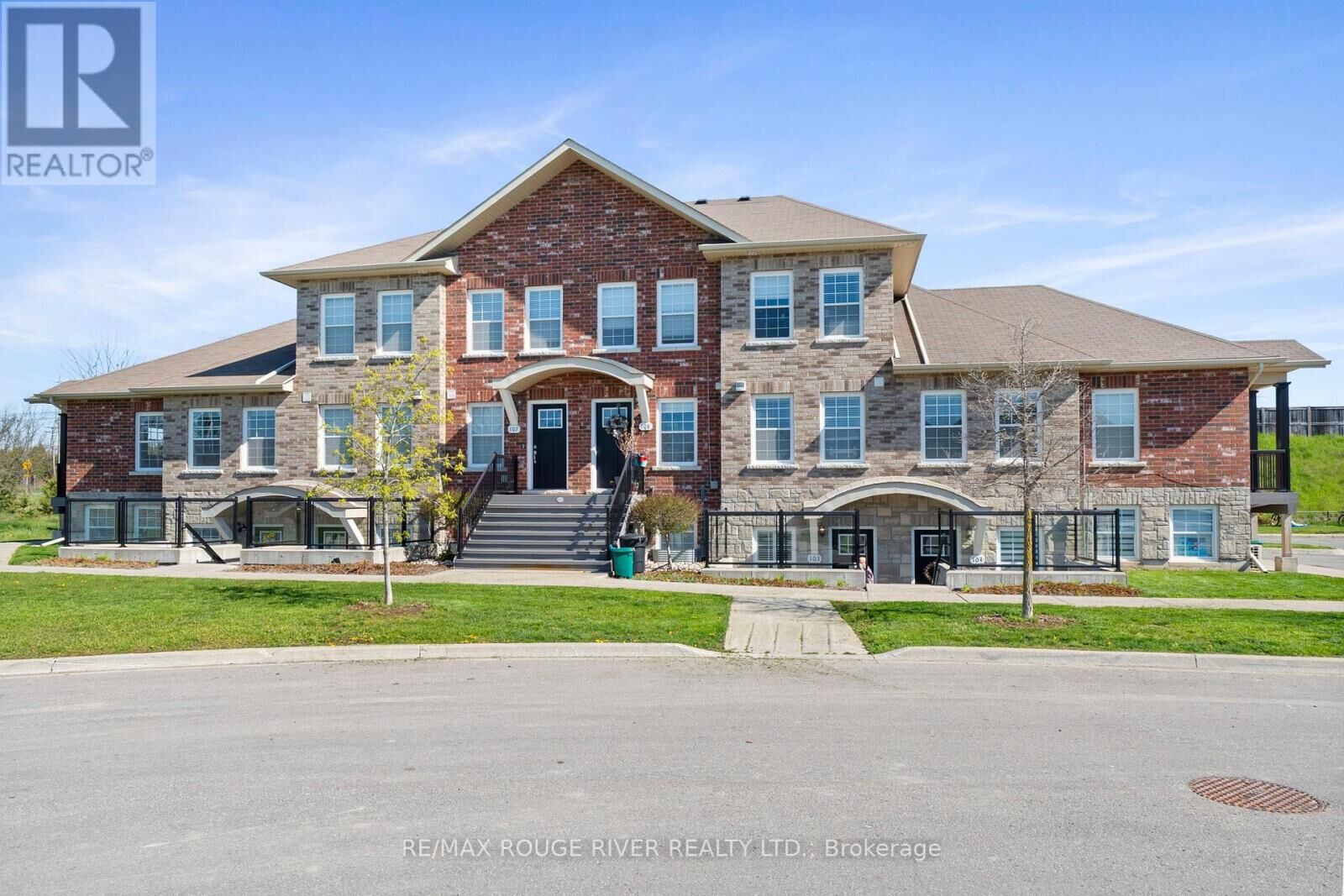 Property Photo:  430 Lonsberry Drive 101  ON K9A 0K4 
