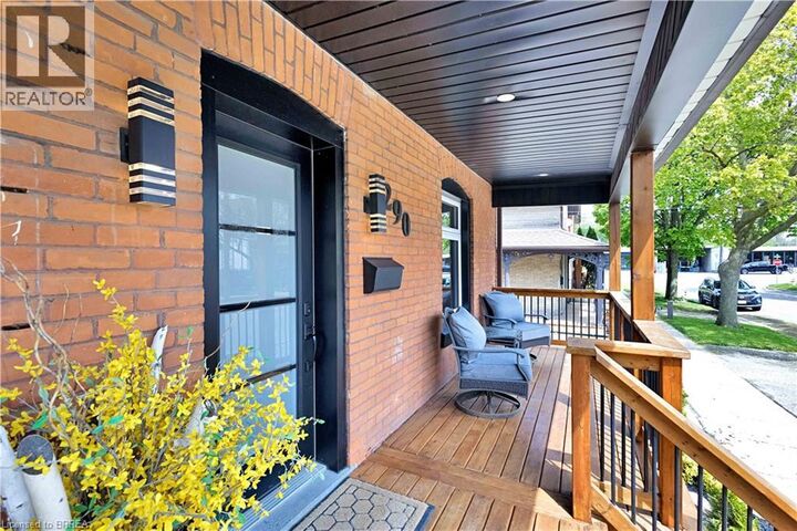 Property Photo:  290 Park Avenue  ON N3S 5L1 