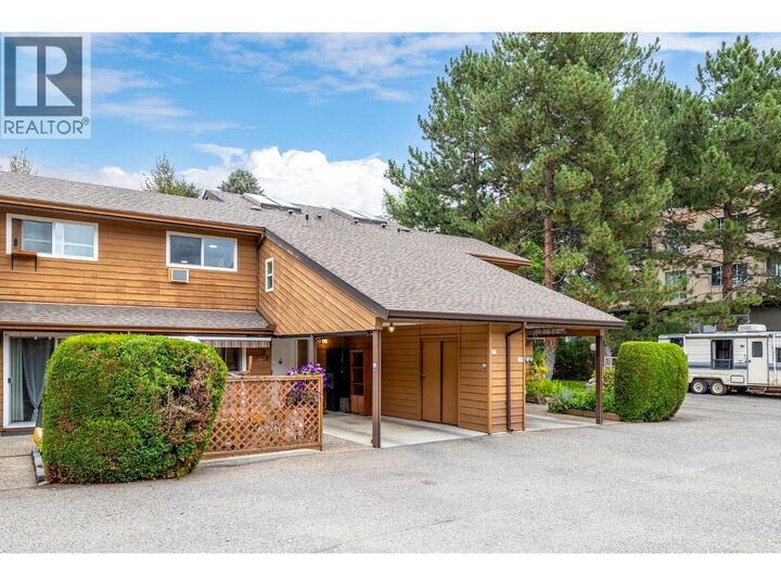 Property Photo: 750 Badke Road 22 BC V1X 6G9