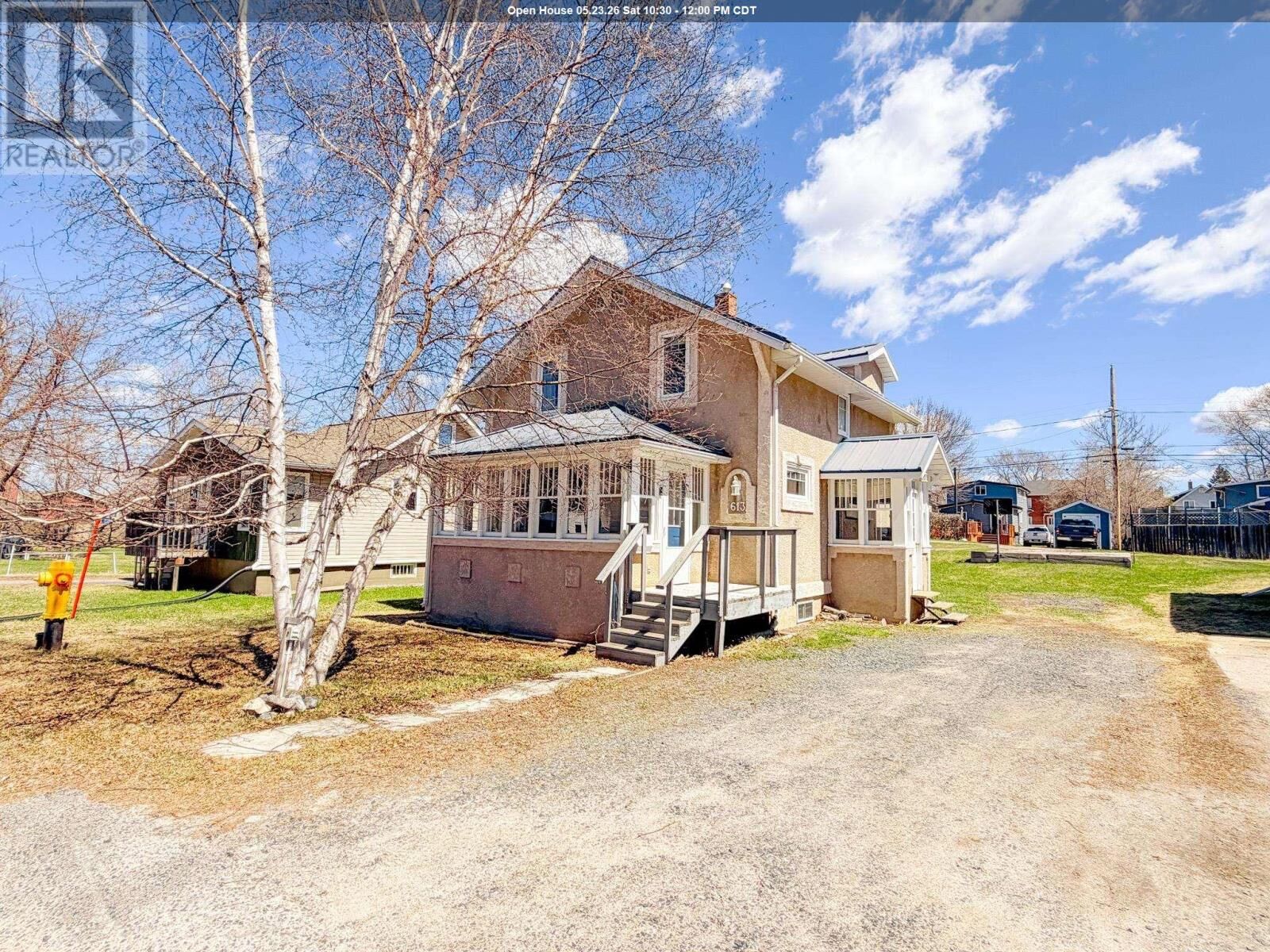 Property Photo: 613 Fifth Avenue South ON P9N 2A9
