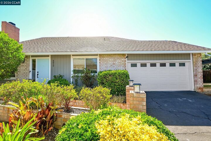 Property Photo: 5517 Guadalupe Ct CA 94521