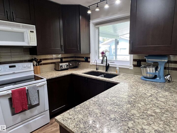 Property Photo:  5120 48 Street  AB T0A 0K0 