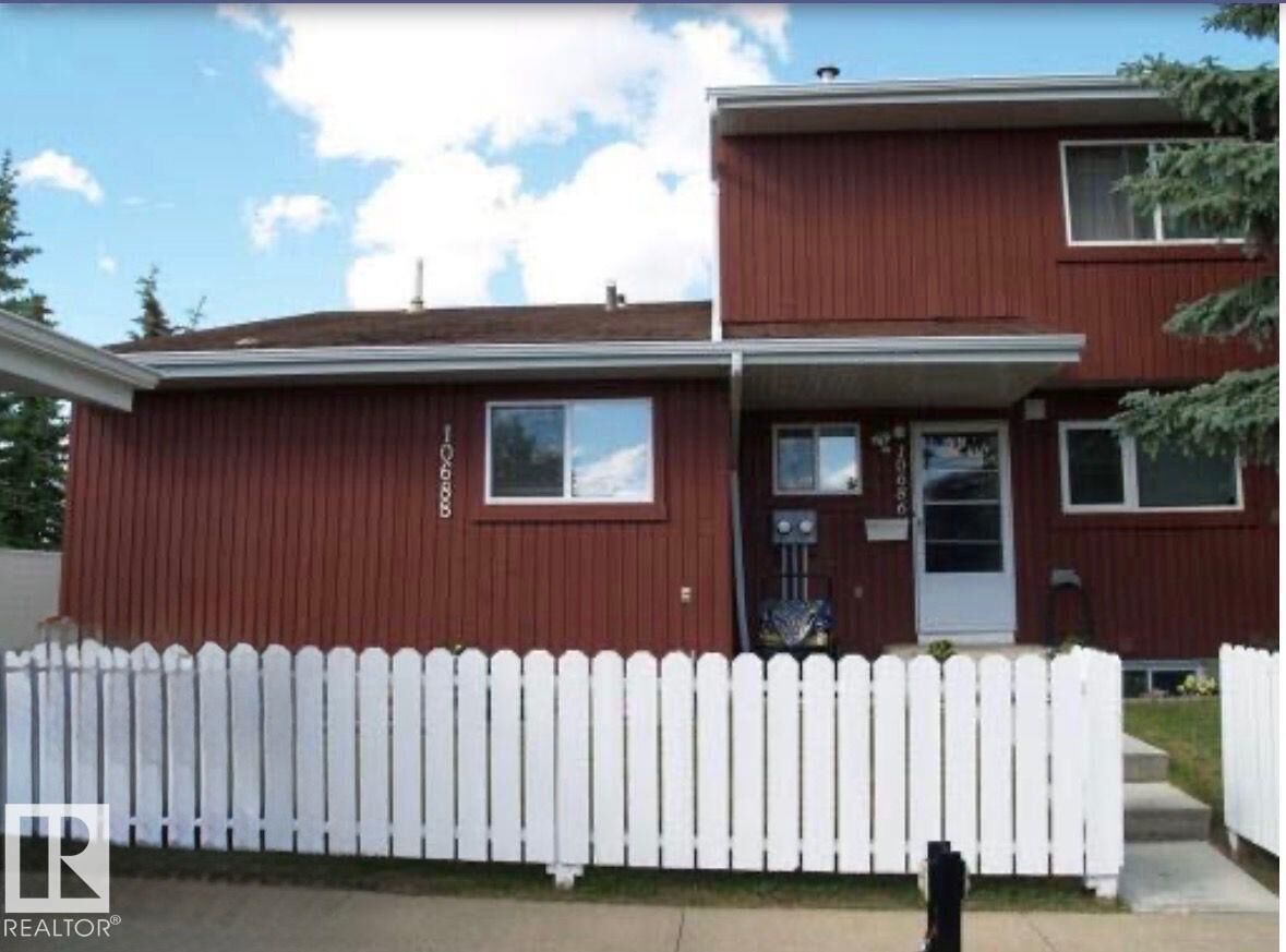 Property Photo:  10688 Beaumaris Road NW  AB T5X 3N4 