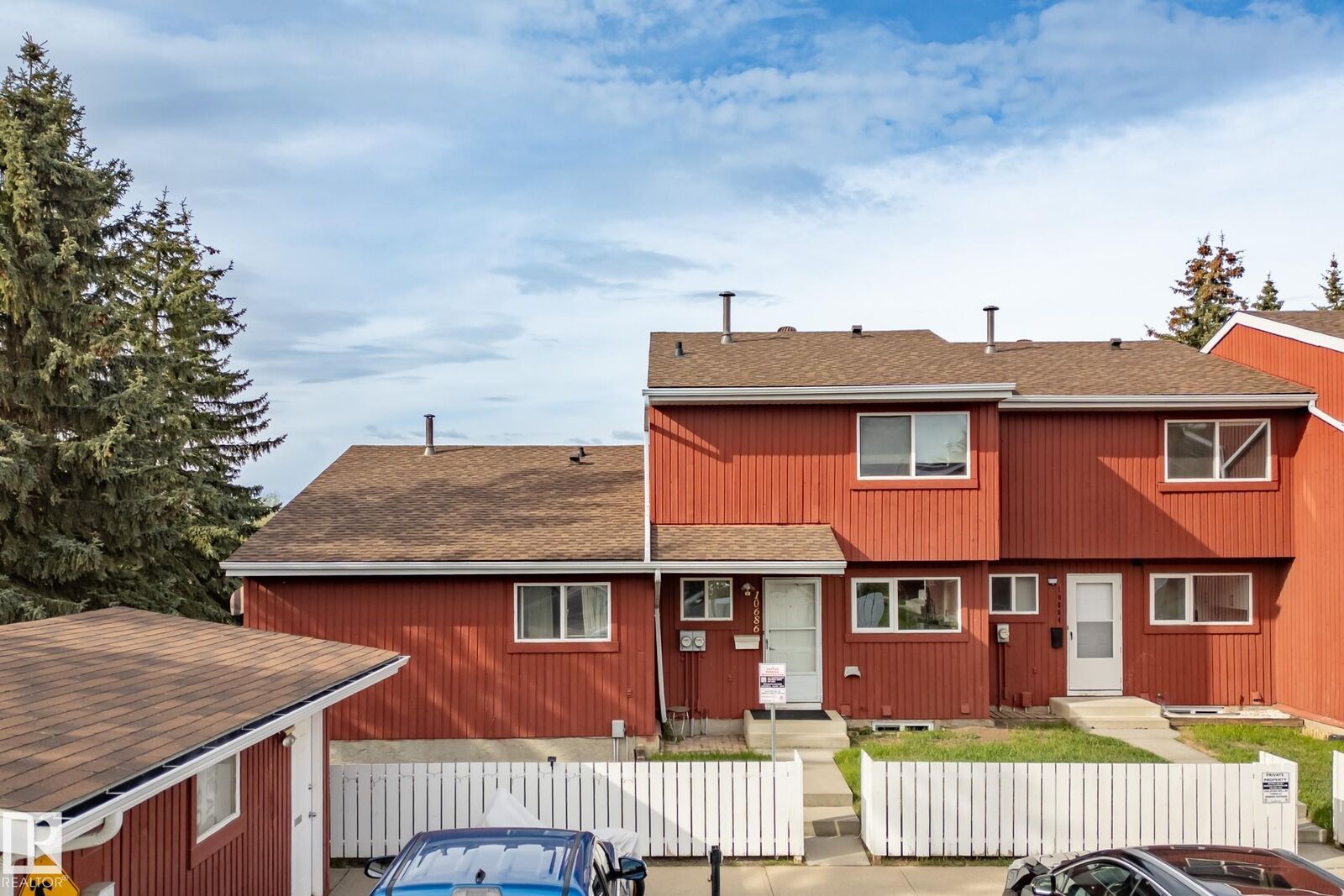 Property Photo: 10688 Beaumaris Road NW AB T5X 3N4