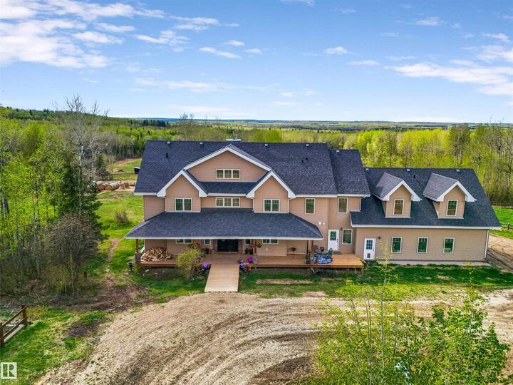 Property Photo:  7424 Twp Road 520  AB T7A 0W7 