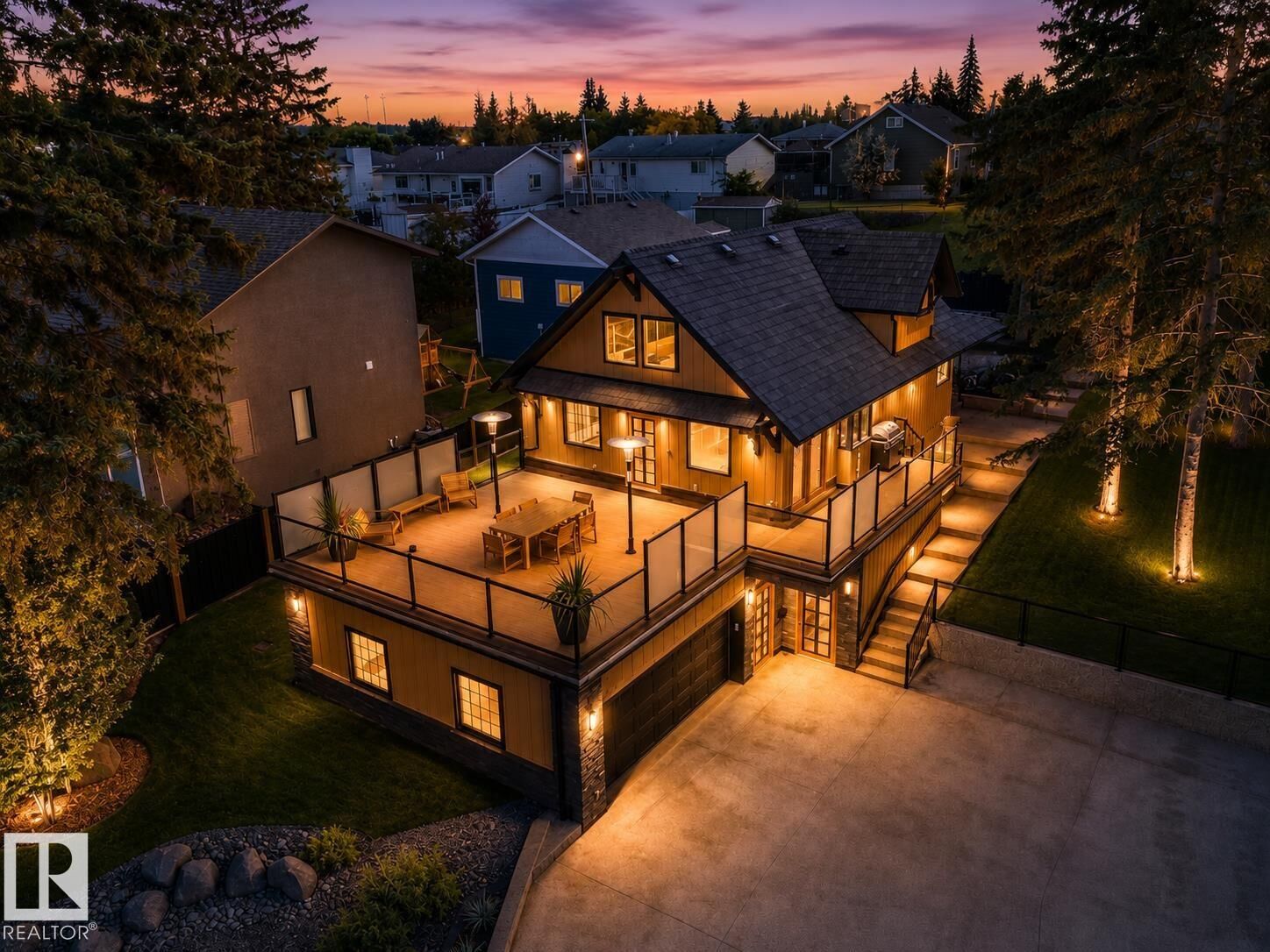 Property Photo: 305 Lakeshore Drive AB T9M 1A3