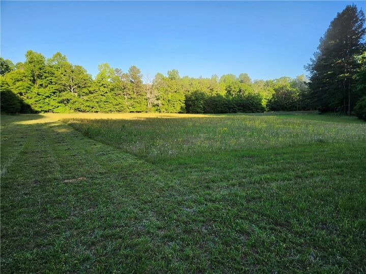 Property Photo:  840 Amelia Road  GA 30248 