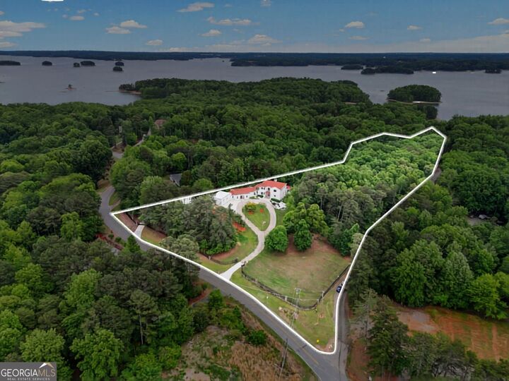Property Photo:  7430 Shadburn Ferry Road  GA 30041 