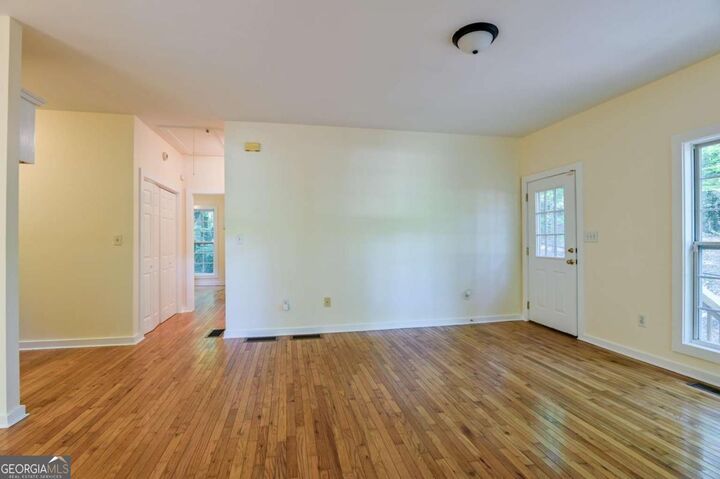 Property Photo:  940 Forest Heights Drive  GA 30606 