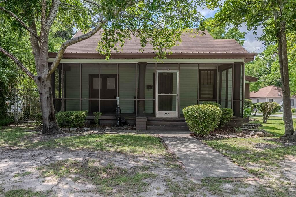 Property Photo: 1033 Britt Avenue GA 31906