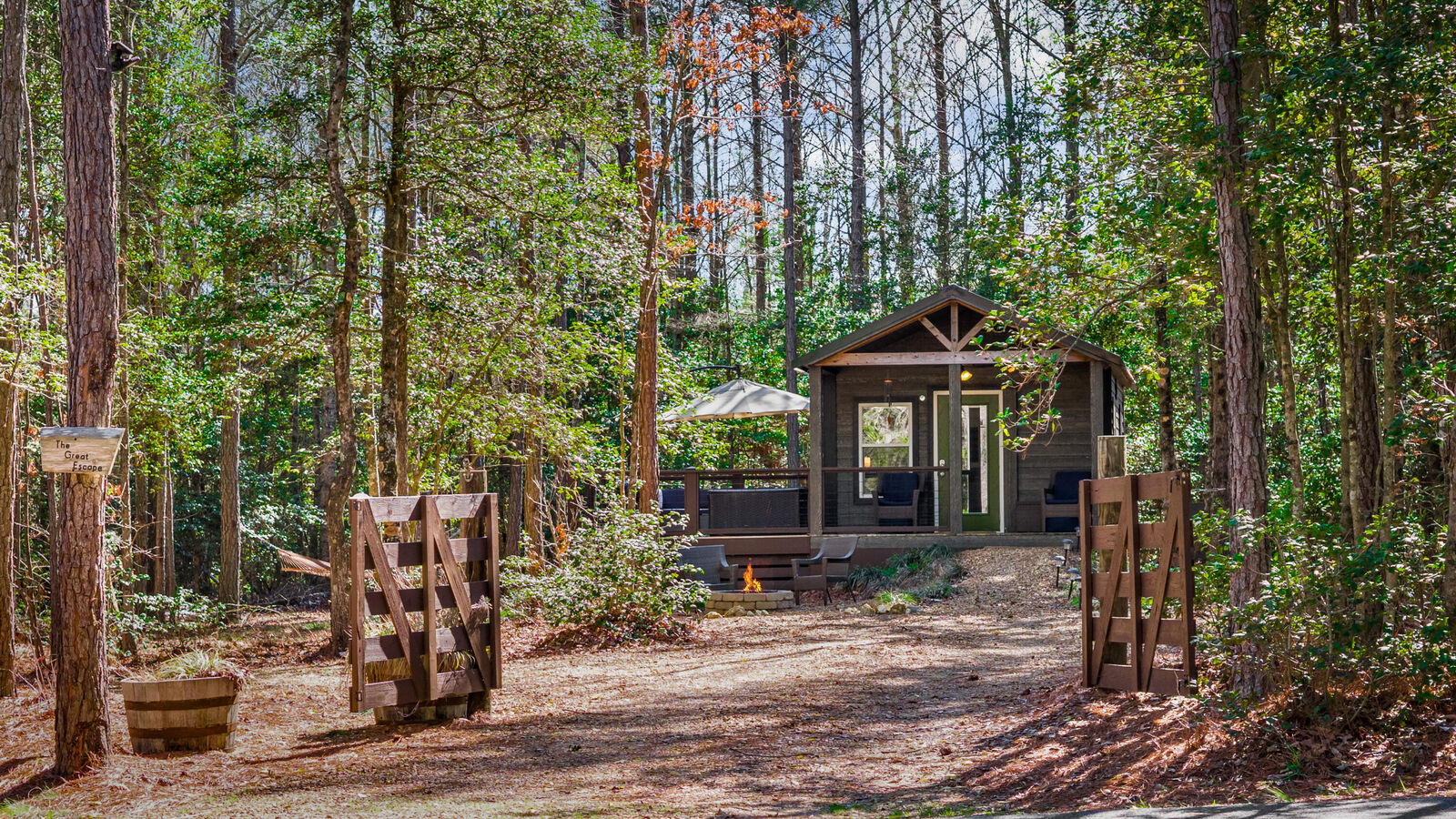 Property Photo: 52 County 1035 Roads AL 35984