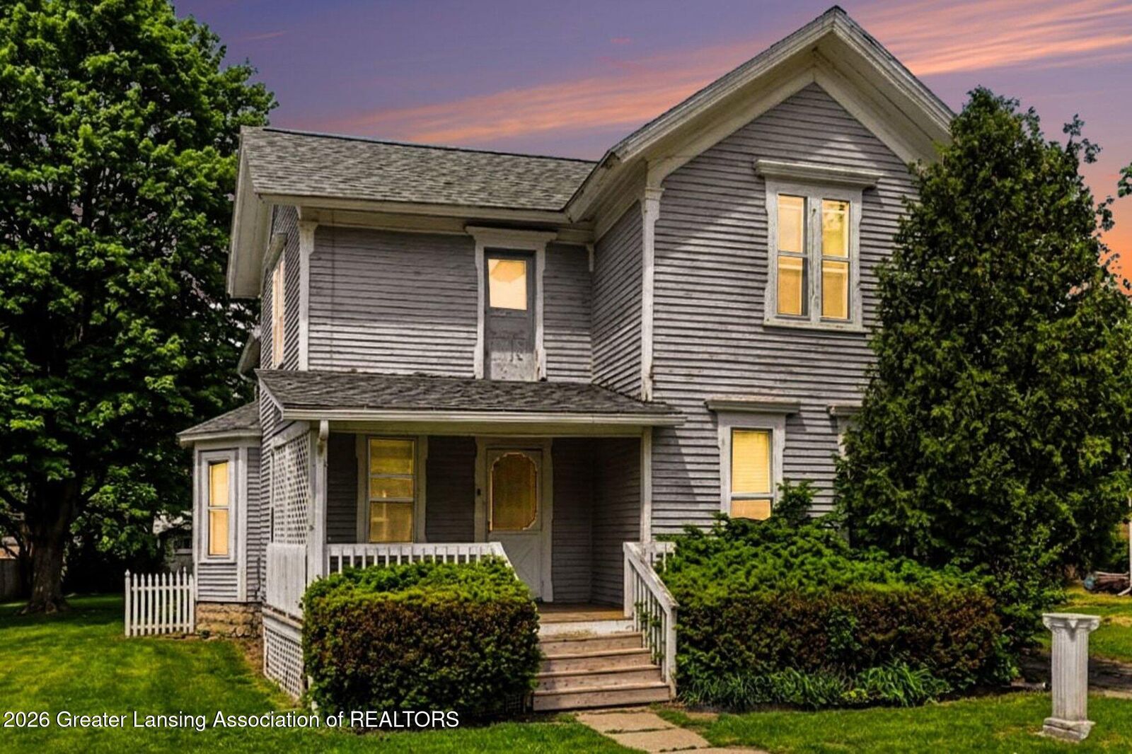 Property Photo:  327 E Middle Street  MI 48895 