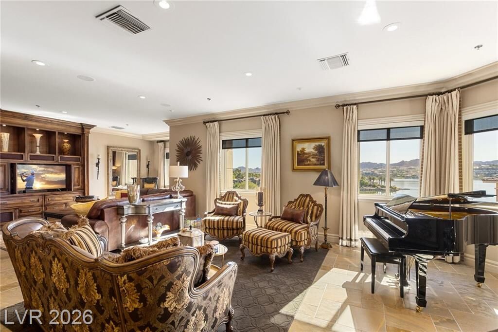 Property Photo:  15 Via Mantova 404  NV 89011 