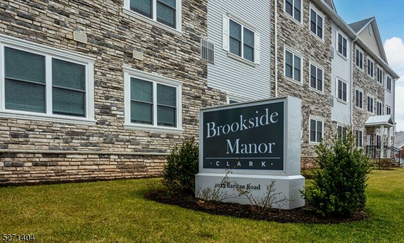 Property Photo: 1025 Raritan Road 207 NJ 07066