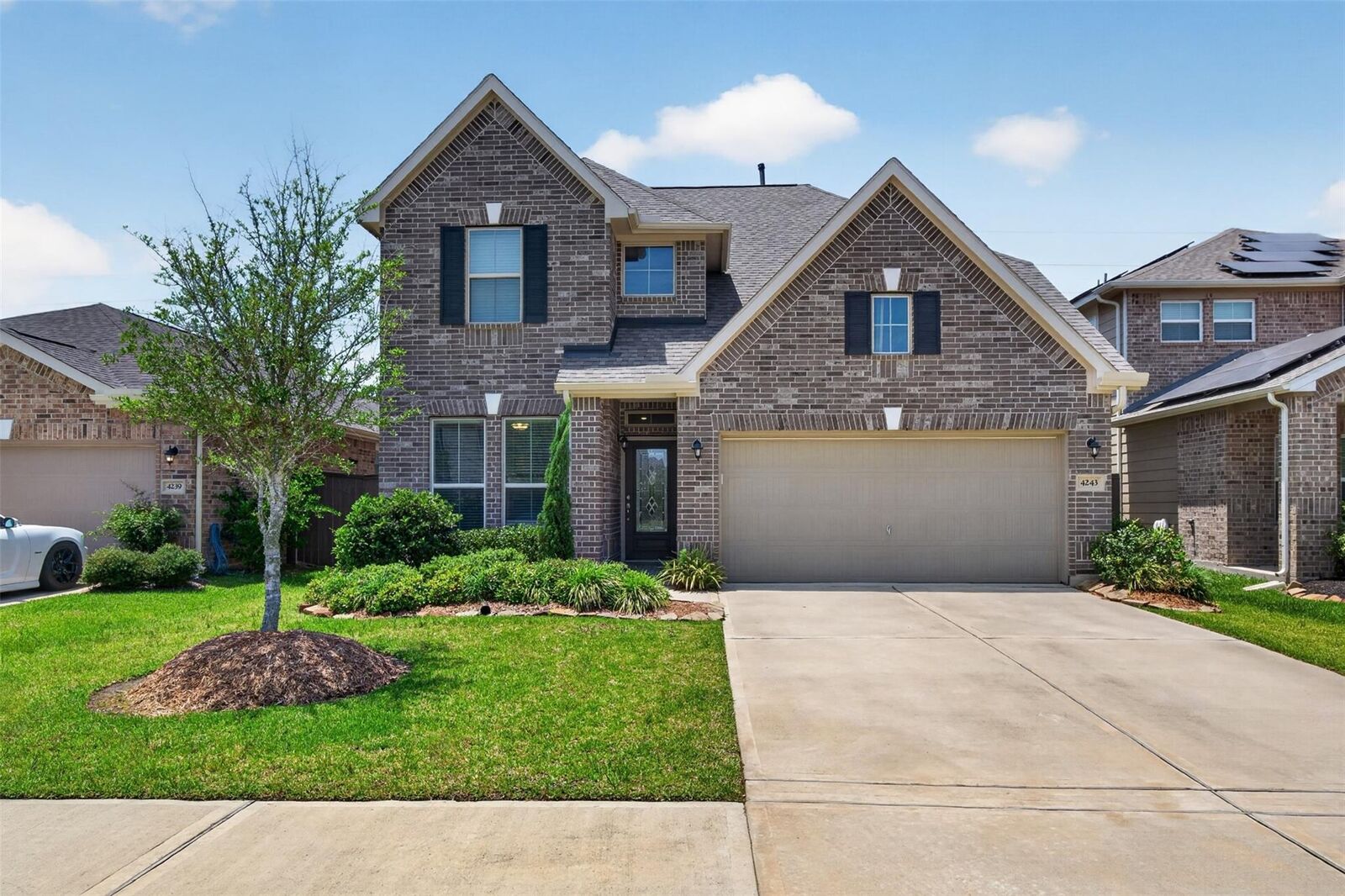 Property Photo: 4243 Pale Fox Lane TX 77493