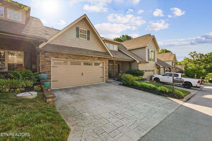 Property Photo:  1710 Cottage Wood Way  TN 37919 