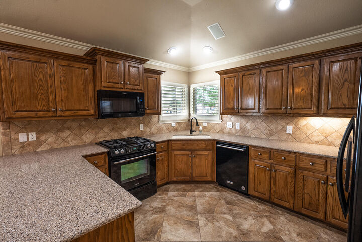 Property Photo:  5826 101st Street  TX 79424 