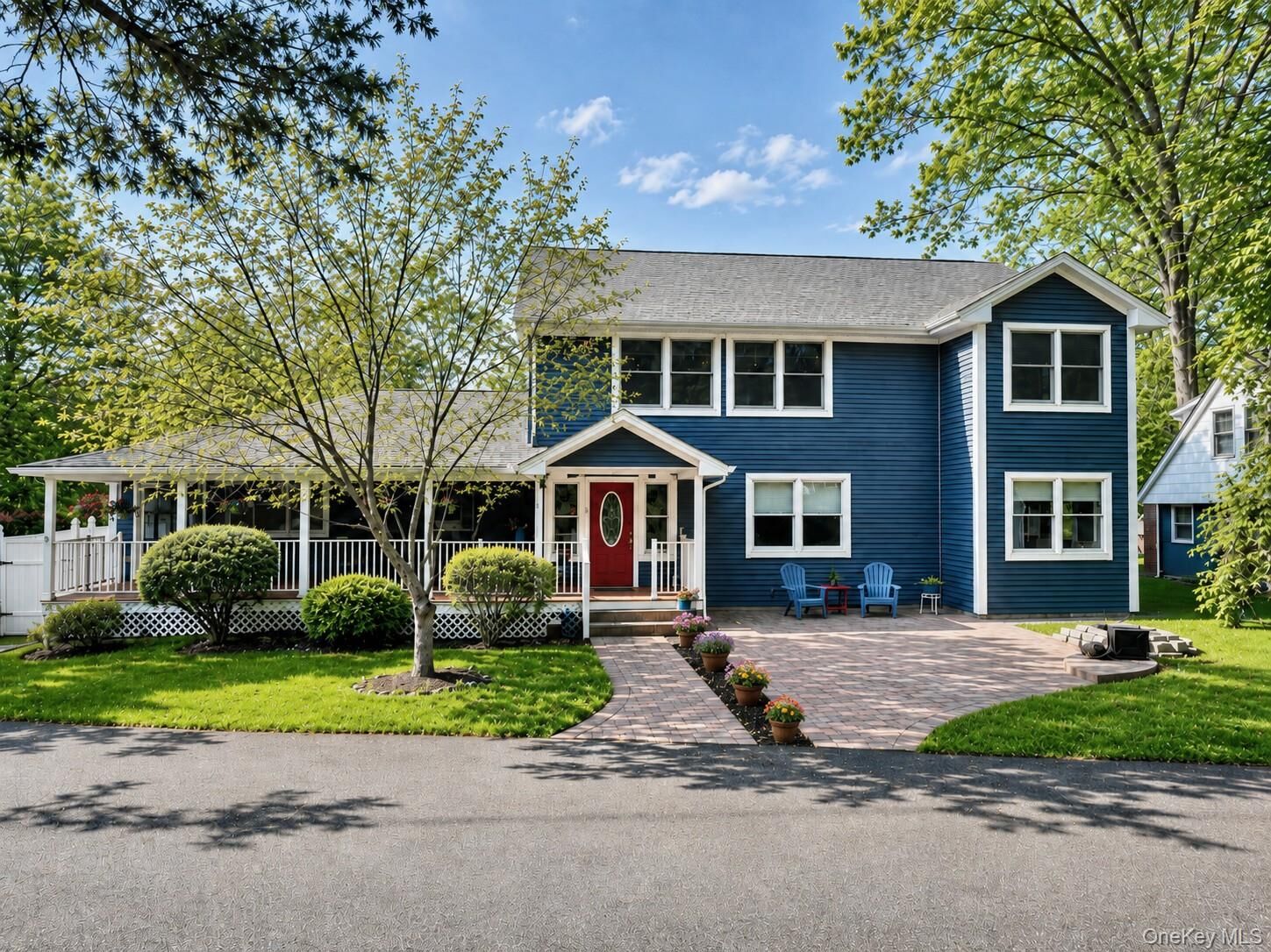 Property Photo:  8 Oak Drive  NY 12553 