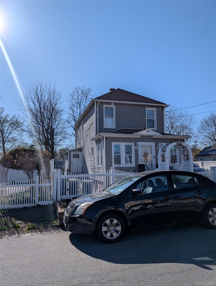 Property Photo:  42 3rd Avenue  NY 11746 