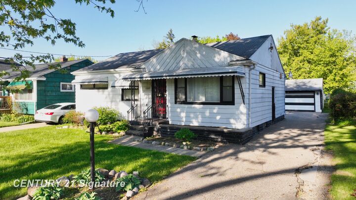 Property Photo: 1847 Barks Street MI 48503