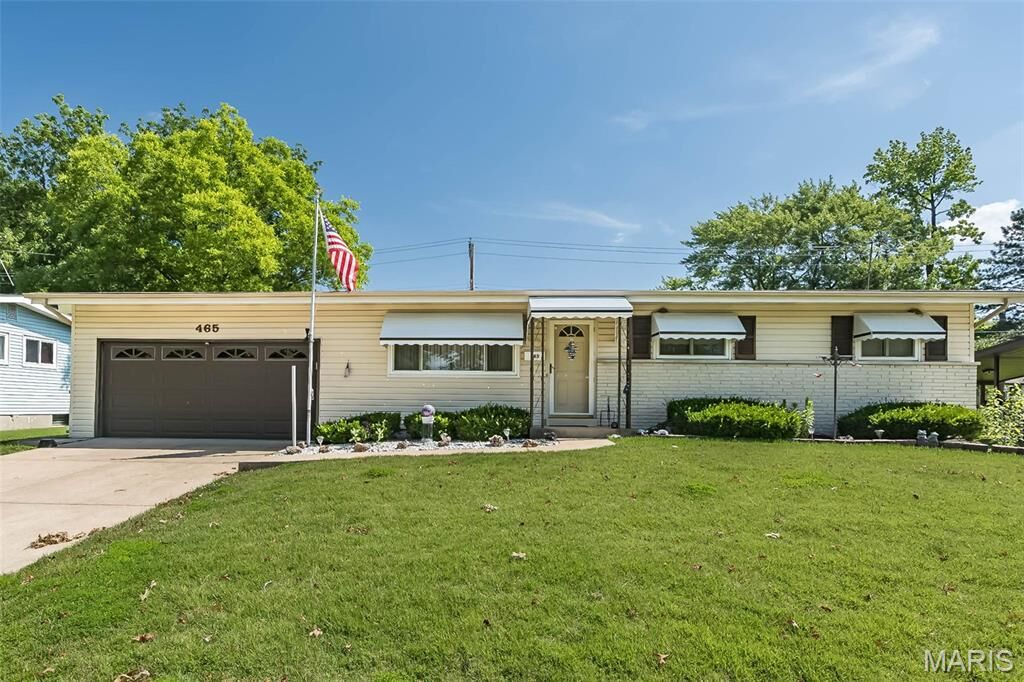 Property Photo:  465 Falcon Drive  MO 63031 