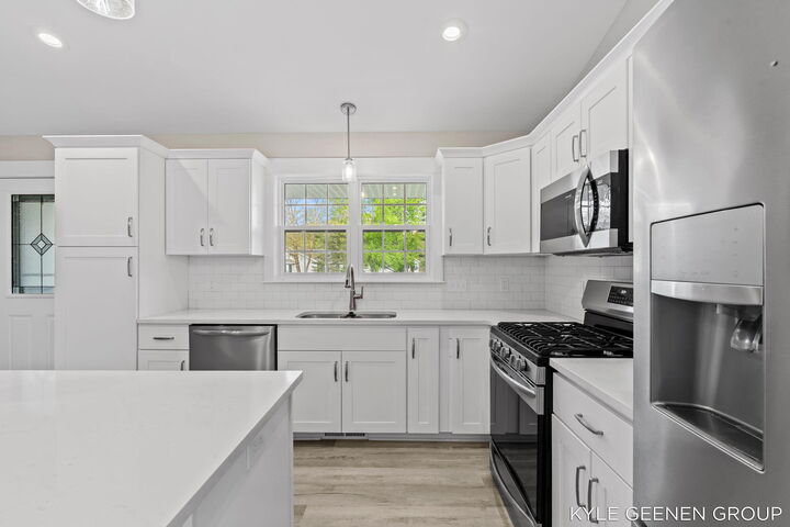 Property Photo: 1448 E Addison Way MI 49445