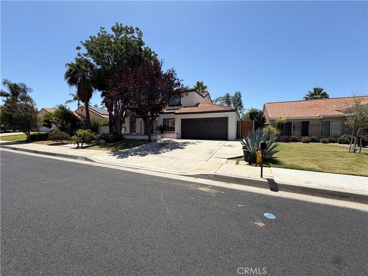 Property Photo:  23615 Breezy Meadow Court  CA 92557 