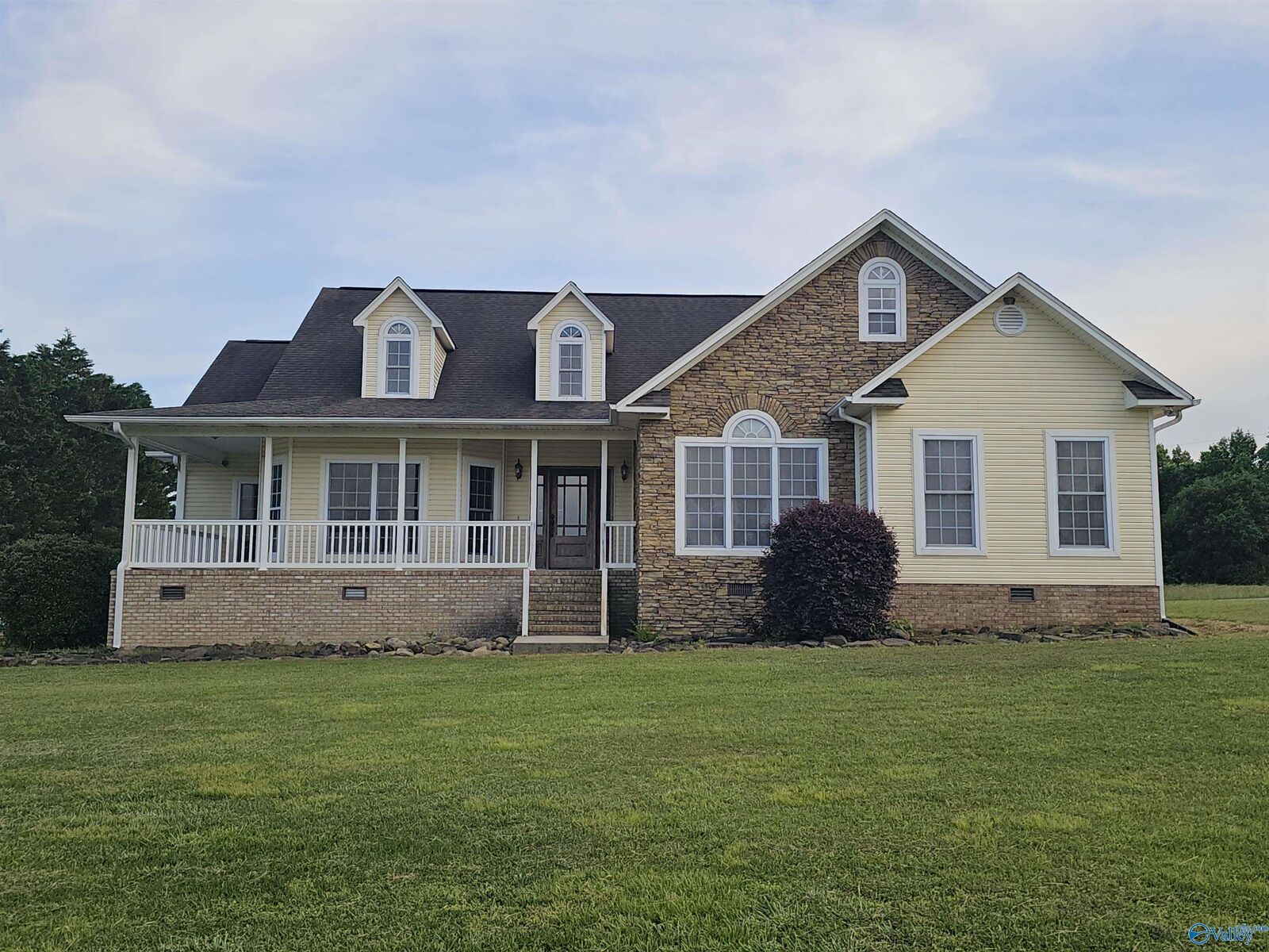 Property Photo:  6800 County Road 38  AL 35771 