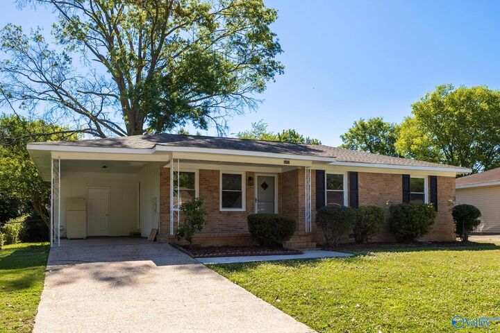Property Photo:  4402 Kiger Street SW  AL 35805 