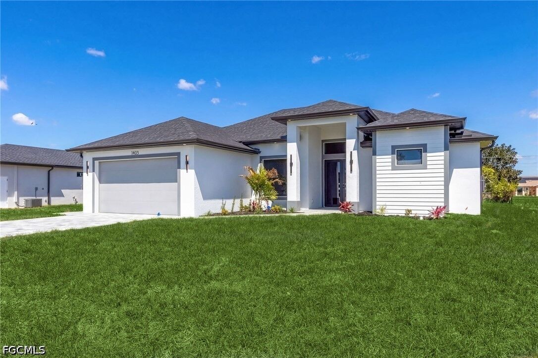 Property Photo:  1506 NE 17th Terrace  FL 33909 
