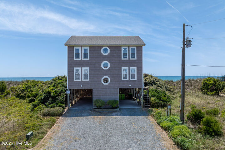 Property Photo:  516 Ocean Drive  NC 28460 