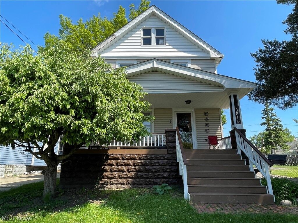 Property Photo:  3810 Biddulph Avenue  OH 44109 