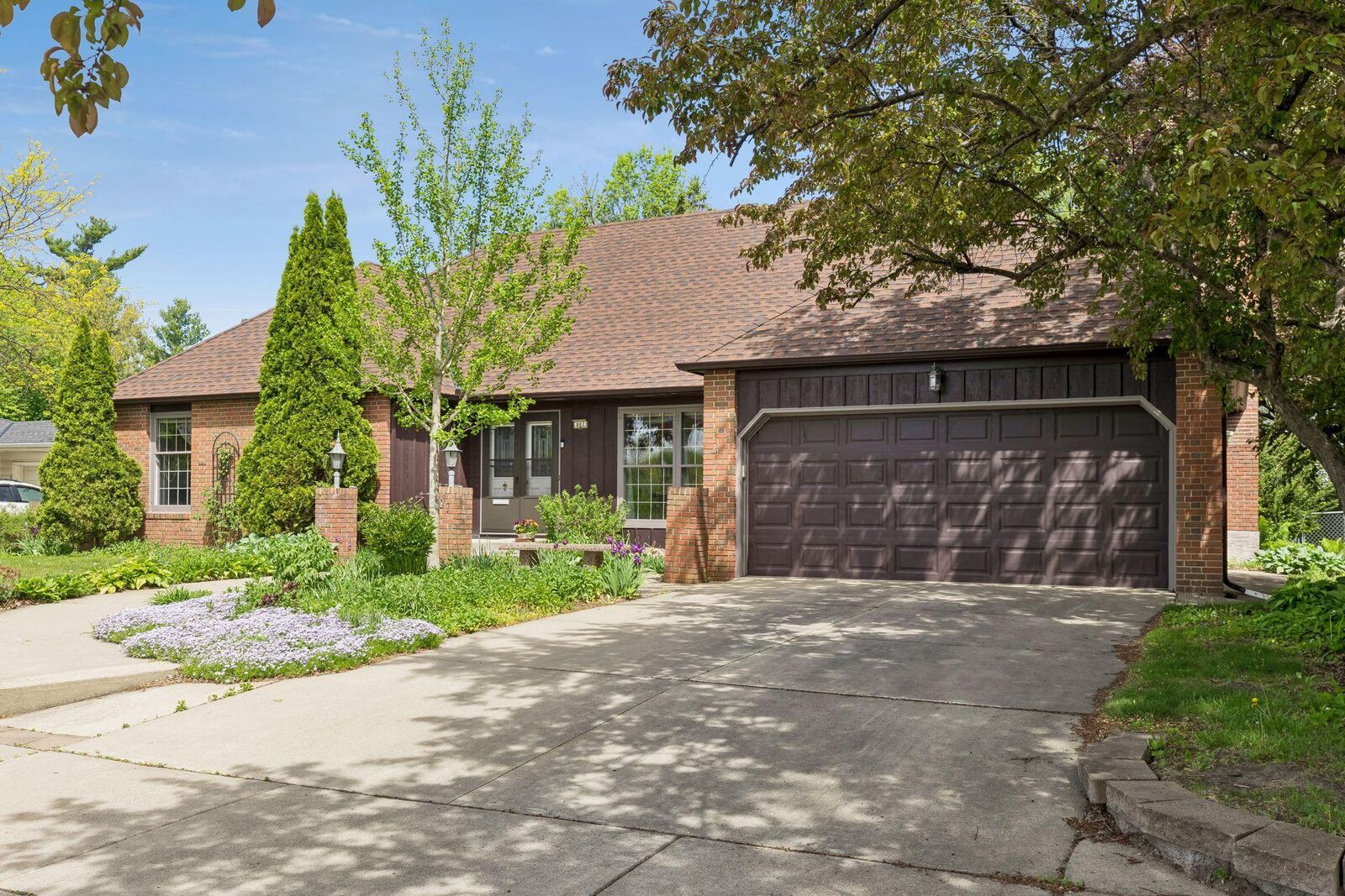 Property Photo:  807 5th Street E  MN 55057 