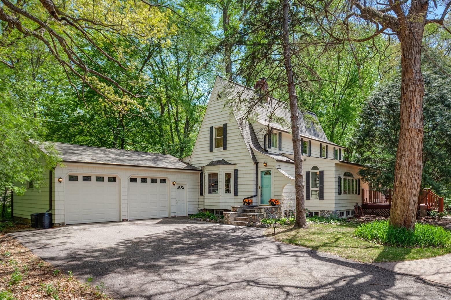 Property Photo:  15319 Lake Street Extension  MN 55345 