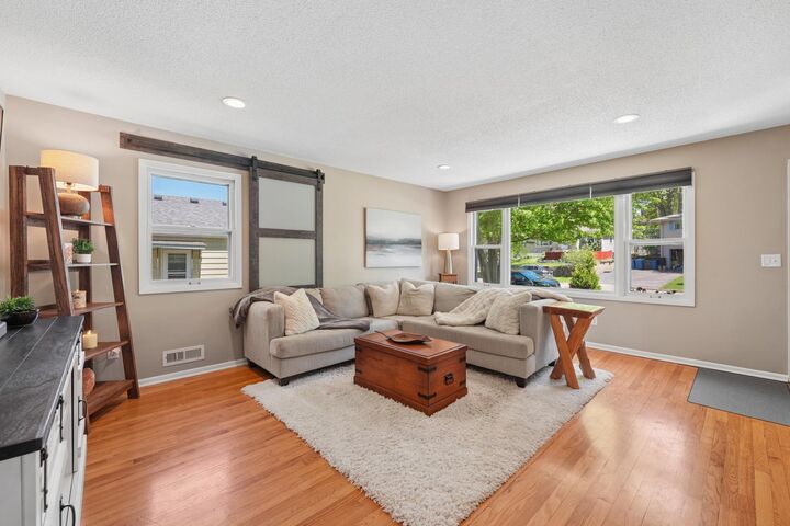 Property Photo:  2723 McNair Drive N  MN 55422 