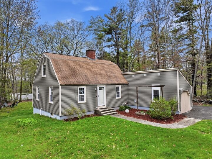 Property Photo:  40 Corey Hill Road  MA 01430 